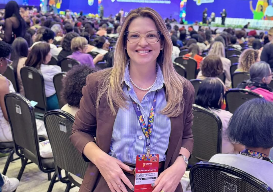 Germana Melo assume Secretaria em Caucaia e reforça compromisso da gestão Naumi Amorim com resultados para a população